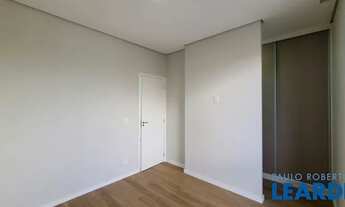 Imagem 6: CASA EM CONDOMÍNIO - CHÁCARAS SILVANIA - SP