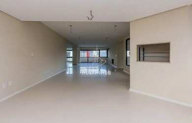 Imagem 3: Apartamento 3 quartos e 3 vagas no Petrópolis