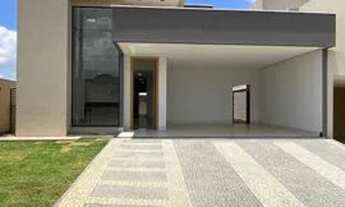 Imagem 2: Casa de condomínio para venda tem 158 metros quadrados com 3 quartos