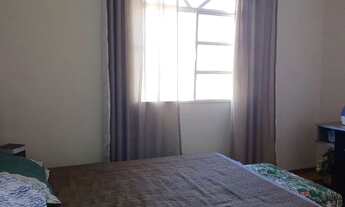 Imagem: Alugo quarto para moça