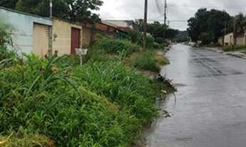 Imagem 3: Lote parque Hayala com asfalto e agua
