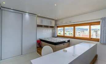 Imagem 7: Apartamento estilo loft mobiliado no bairro Petrópolis com vaga coberta e sacada!