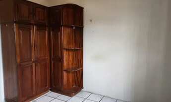 Imagem 3: Apartamento para aluguel possui 60 metros quadrados com 2 quartos em Maracanã - Santarém