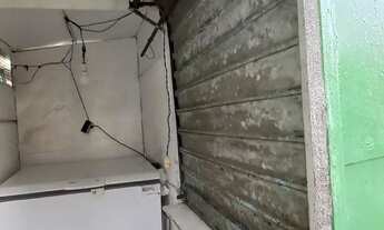 Imagem 3: Barraca de zinco