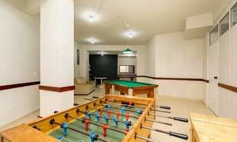 Imagem 2: Apartamento com 2 dormitórios para alugar, 58 m² por R$ 1.913,00/mês - Hauer - Curitiba/PR