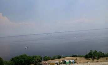 Imagem 2: Apartamento com 04 suítes no Cond.Maison Beethoven na Ponta Negra.<br><br>More