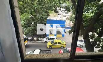 Imagem: Casa de rua / Residencial / Botafogo