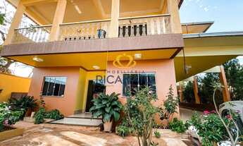 Imagem: SOBRADO COM 04 QUARTOS SENDO 02 SUÍTES