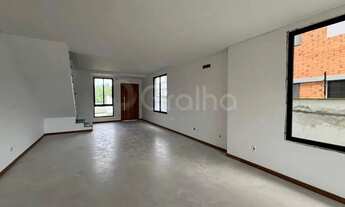 Imagem 2: Casa para Venda em Florianópolis, Campeche, 3 dormitórios, 1 suíte, 2 banheiros, 2 vagas