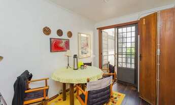 Imagem 7: Casa de 5 dormitórios no Bairro Menino Deus próxima a Orla do Guaíba