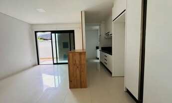 Imagem 3: Locação Anual - Apartamento Diferenciado com 2 dormitórios e 1 vaga - Praia Brava