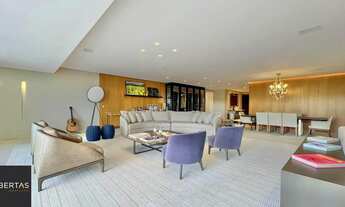 Imagem 7: Mansão Suspensa Mobiliada no Las Piedras com piscina e vista para a mata nativa