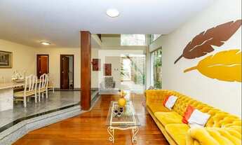 Imagem 3: Casa à Venda - Buritis, 4 Quartos, 282 m2