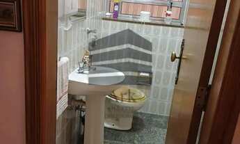 Imagem 3: Casa para venda com 9 vagas e 4 quartos, perto do metrô, na Vila Guarani, São Paulo