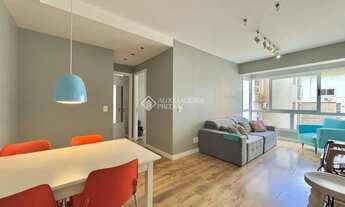 Imagem 2: DOIS DORMITÓRIOS, SUITE, BOX ESCRITURADO EM UM CONDOMÍNIO COM QUADRA DE TENIS E PISCINA CO