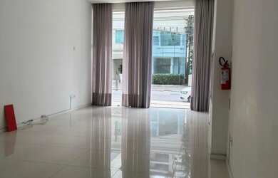 Imagem 4: Locação comercial - Sala com 65m2 com 1 vaga de garagem - Balneário Camboriú