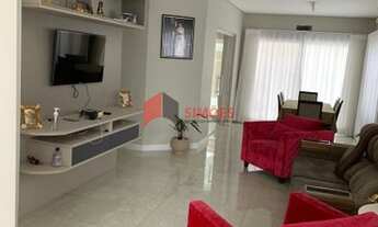 Imagem 4: Lindo Sobrado 3 suítes c/ piscina - Condomínio fechado em Jacareí