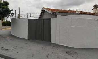 Imagem 2: Casa para Venda em Bauru, Santa Fé, 2 dormitórios, 1 banheiro, 3 vagas