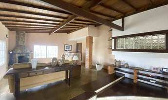 Imagem 4: Casa 4 quartos sendo 2 suítes com piscina com um terreno de 1.200 m ² em Condomínio Fechad