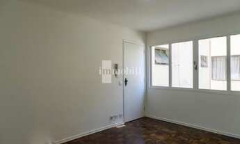 Imagem 2: Reformado!! Apartamento com 2 dormitórios