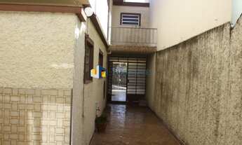 Imagem 6: Sobrado com churrasqueira, passadiço com jardim e edícula ! Região com boa infra estrutura