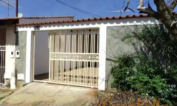 Imagem: Casa com 3 quartos - Bairro Setor Goiânia