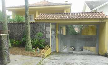 Imagem: Sobrado em condomínio bem localizado (