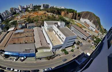 Imagem 7: Sala comercial para locação com uma linda vista e garagem em Santa Lúcia, Vitória