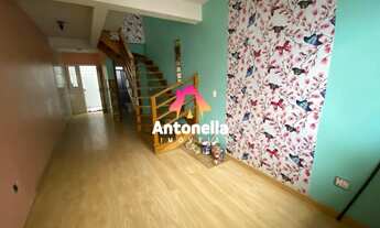 Imagem: Sobrado com 2 Dormitorio(s) localizado(a)