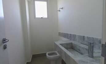 Imagem 7: Cobertura com seis quartos, três suítes, uma semi-suíte e quatro vagas de garagem no bairr