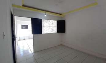 Imagem: Casa com 3 dormitórios, garagem e quintal