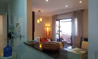 Imagem: CONFORTÁVEL APARTAMENTO REPLETO DE ARMÁRIOS