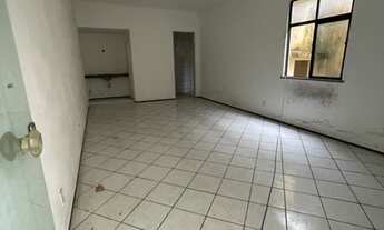 Imagem 6: Loja na Av Oliveira Paiva