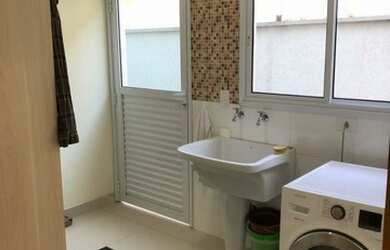 Imagem 8: Casa no City America com 350m2 possui 5 vagas de garagem