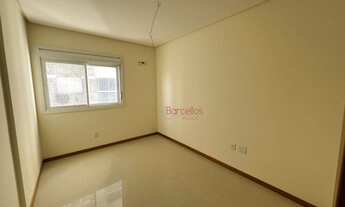 Imagem 2: Apartamento dois dormitórios no centro de Tramandaí