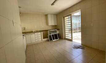 Imagem 2: Casa térrea centro de Jundiaí. Casa térrea com 2 quartos, sala , wc social, cozinha com a