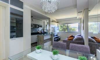 Imagem 1: PORTO ALEGRE - Apartamento Padrão - Cavalhada