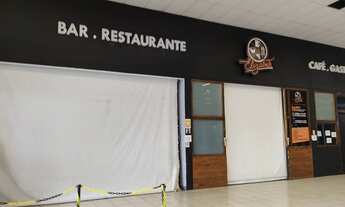 Imagem 7: Alugo lojas comerciais de 15 a 120 m² em centro comercial