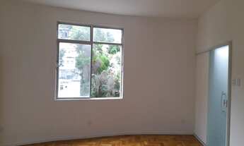 Imagem 3: Apartamento para venda tem 31 metros quadrados em Centro - Rio de Janeiro - RJ