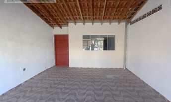 Imagem: Pindamonhangaba - Casa Padrão - Mombaça