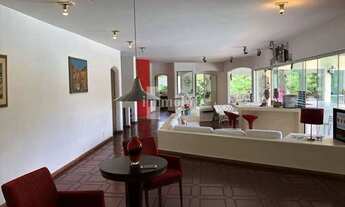 Imagem 4: COMPLETÍSSIMA Casa em condomínio com 4 dormitórios