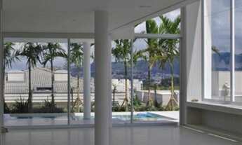 Imagem: Casa de 700 m² de construção c/ 4 suítes