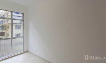 Imagem 5: Metrô próximo. Portaria 24h. Andar alto. Apartamento com 1 vaga, 3 quartos (1 suíte) à ven