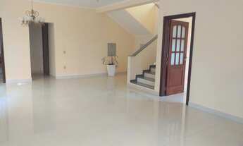 Imagem 2: Casa de condomínio sobrado para venda tem 353 metros quadrados com 4 quartos