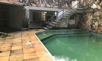 Imagem: Sobrado construído em uma área de 720m