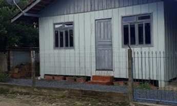 Imagem 2: Aluga-se casa de madeira no bairro Poço Grande