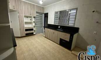 Imagem 6: Casa com 2 Dormitórios na Colina dos Ipês, em Serra Negra - SP