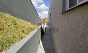 Imagem 3: Linda Casa - 230m² - Urbanova - Condomínio Residencial Alphaville I - Analisa permuta