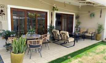 Imagem 2: Casa de condomínio para aluguel e venda com 317 metros quadrados com 3 quartos