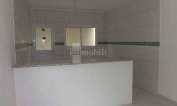 Imagem 3: Casa assobrada, nova em fase final de acabamento